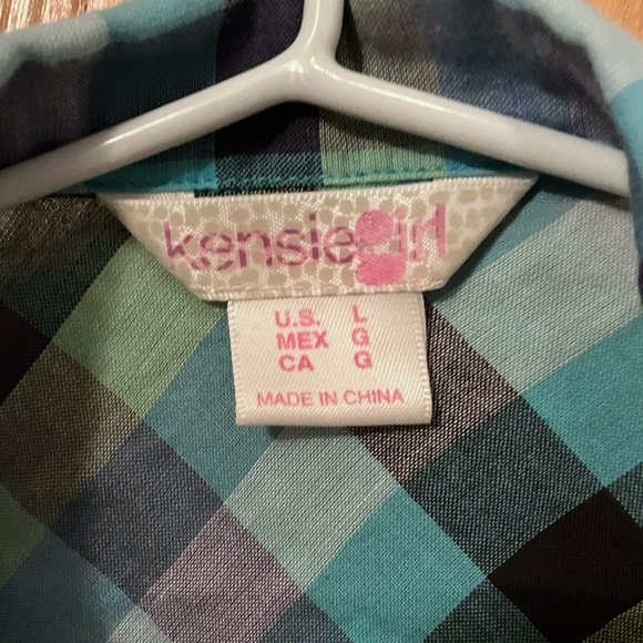 Cute checkered button down with front ruffle in blue, green, and black - Picture 2 of 4